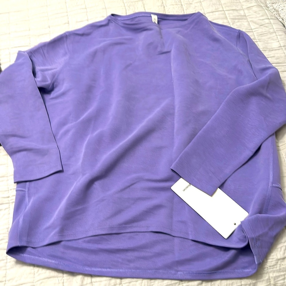 Nwt lululemon back in action purple long sleeve sz 4